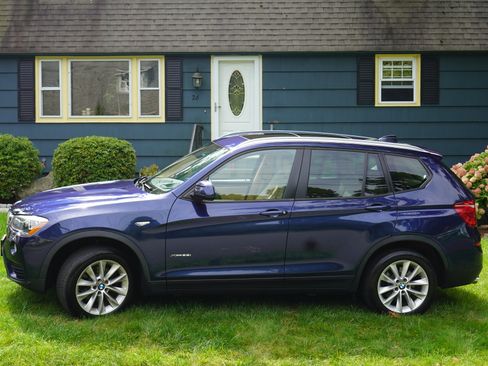 Used 2015 BMW X3 xDrive28i AWD/4WD image 1