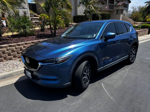 Used 2017 MAZDA CX-5 Grand Touring FWD image 2