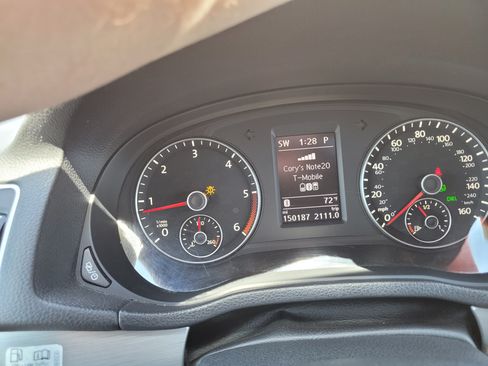 Used 2014 Volkswagen Passat TDI SE image 6