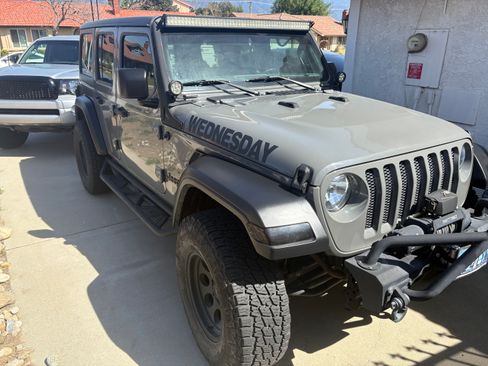 Used 2019 Jeep Wrangler Unlimited Sport S image 1