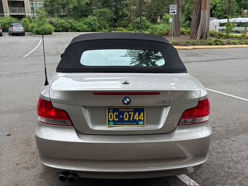 Used 2008 BMW 128i Convertible RWD image 14