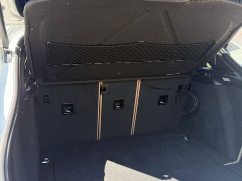 Used 2019 Porsche Macan Sport Edition image 15