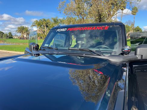 Used 2021 Ford Bronco Badlands image 5