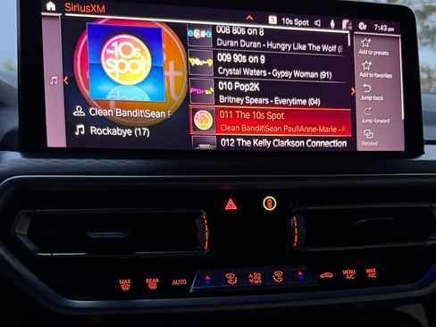 Used 2023 BMW X4 xDrive30i w/ M Sport Package image 6