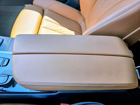 Used 2022 BMW 530i w/ Convenience Package image 26