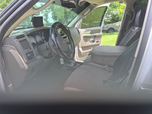 Used 2008 Dodge Ram 1500 Truck SLT w/ Popular Equipment Group AWD/4WD image 5