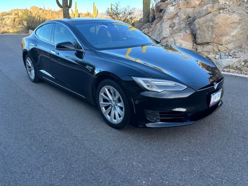 Used 2016 Tesla Model S 75 image 6