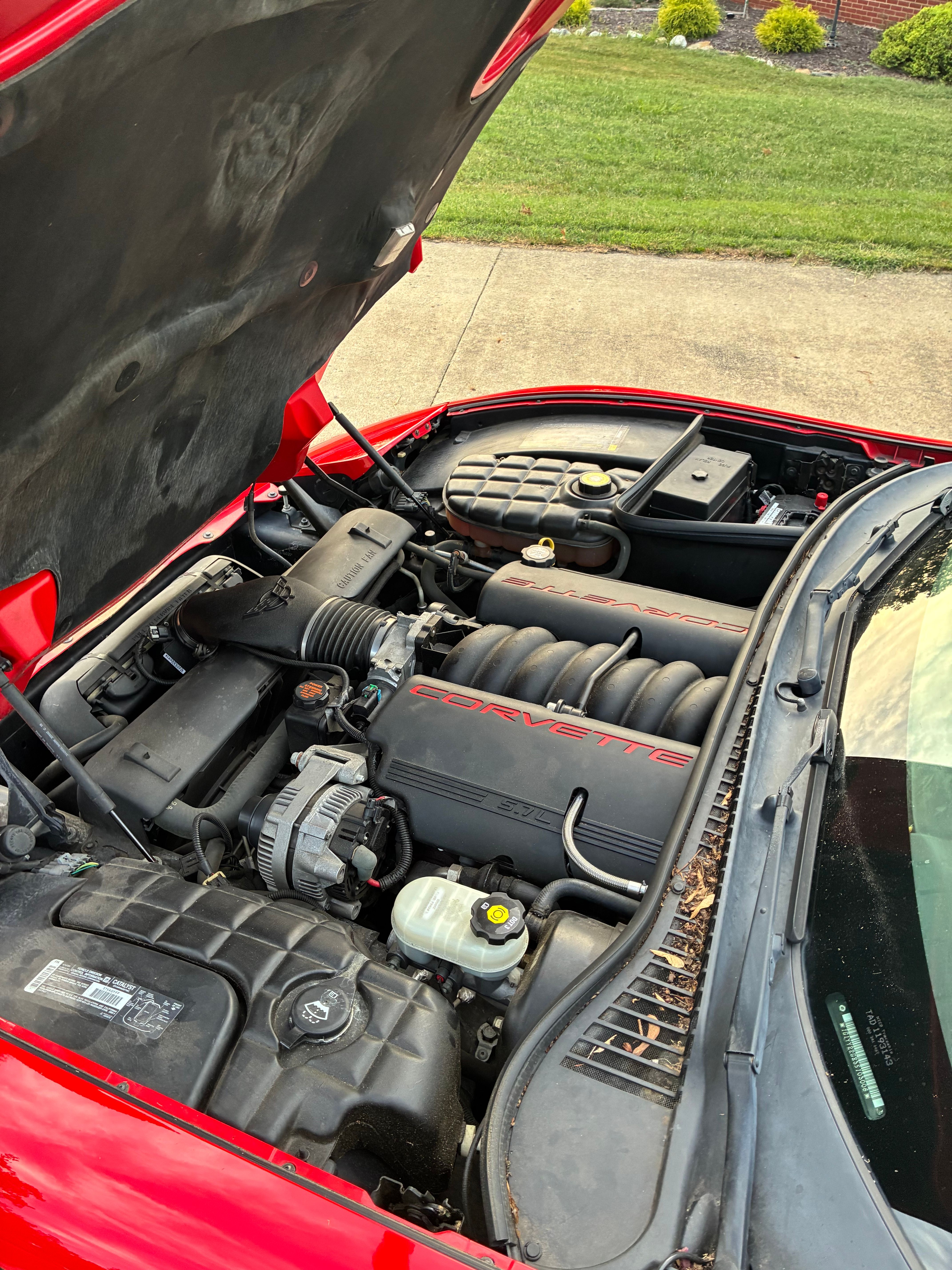 Used 2003 Chevrolet Corvette Coupe w/ Preferred Equipment Group RWD image 22