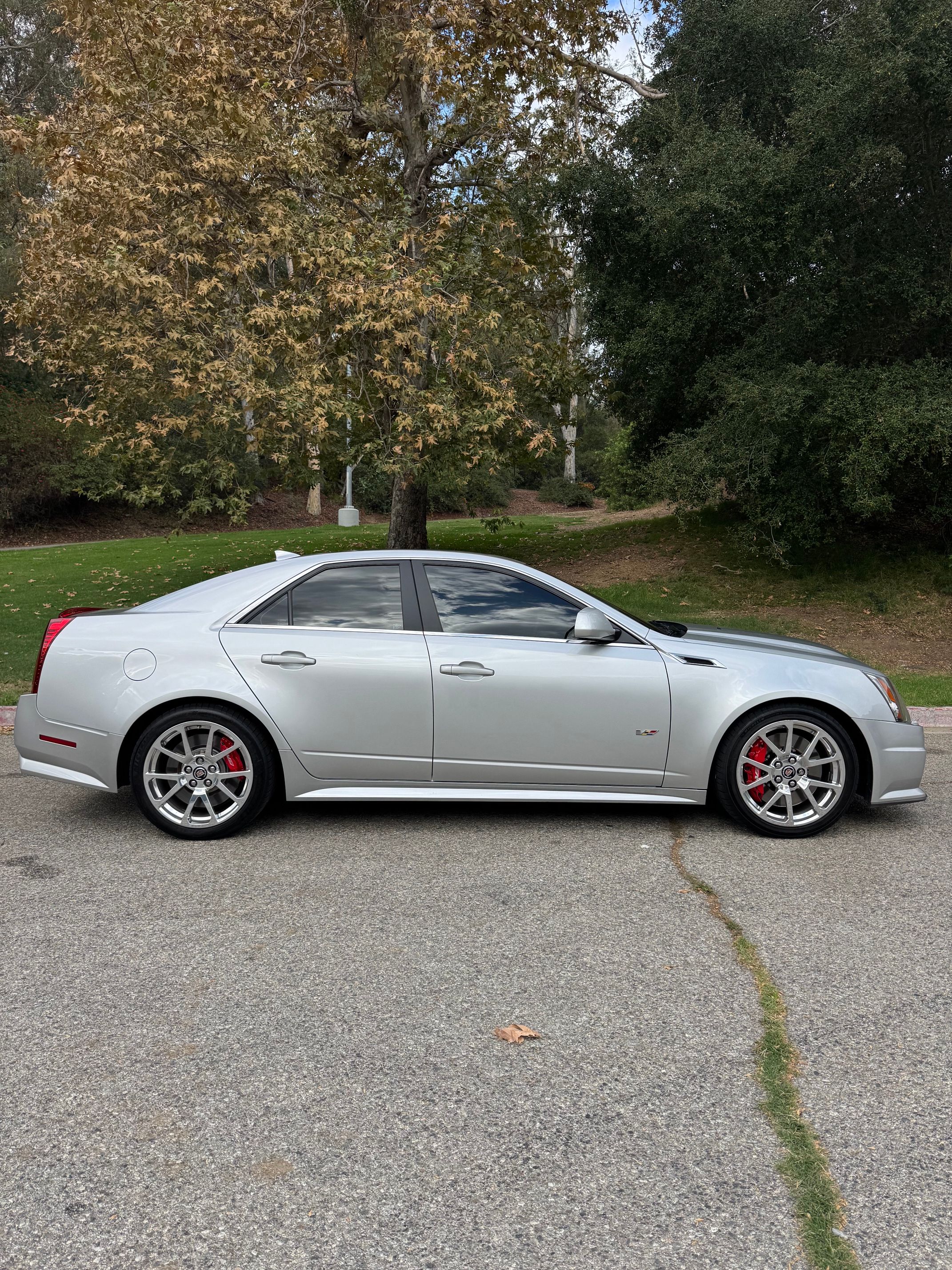 Used 2014 Cadillac CTS V RWD image 6