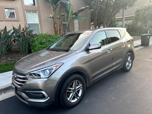 Used 2018 Hyundai Santa Fe Sport image 1
