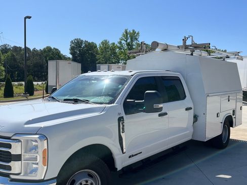 Used 2023 Ford F350 XL w/ XL Chrome Package image 2
