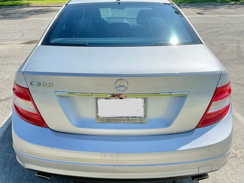 Used 2008 Mercedes-Benz C 300 Sedan image 4