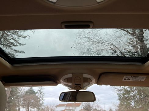 Used 2009 Mercedes-Benz E 350 E 350 Sedan 4D image 14