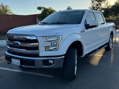 Used 2015 Ford F150 Lariat w/ Equipment Group 501A Mid