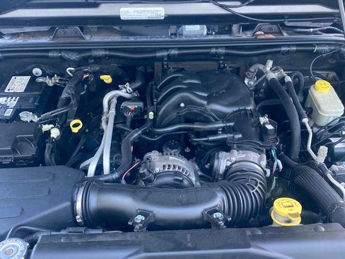 Used 2017 Jeep Wrangler Unlimited Sport w/ Quick Order Package 24S image 23