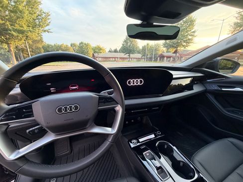 Used 2025 Audi A6 e-tron Premium Plus AWD/4WD image 24