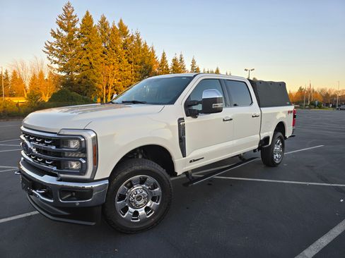 Used 2024 Ford F350 Lariat w/ Lariat Ultimate Package image 4