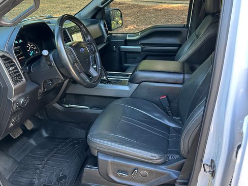 Used 2018 Ford F150 XLT w/ Equipment Group 302A Luxury image 5