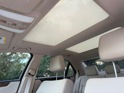 Used 2016 Mercedes-Benz E 350 Sedan image 12