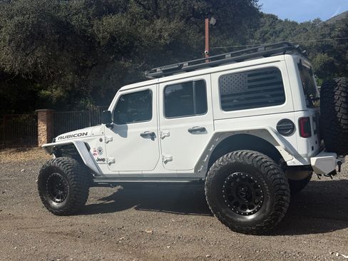 Used 2018 Jeep Wrangler Unlimited Rubicon image 20