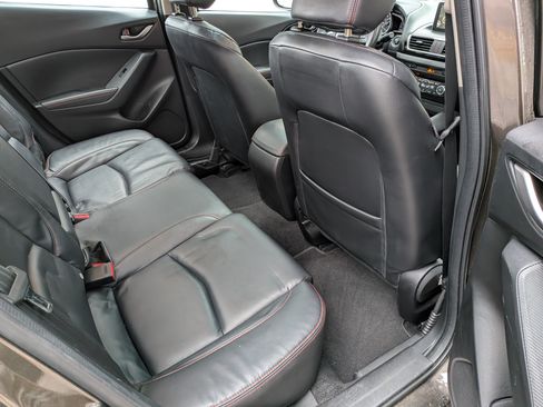 Used 2014 MAZDA MAZDA3 i Grand Touring image 12