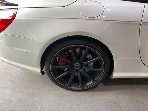 Used 2013 Mercedes-Benz SL 63 AMG image 18