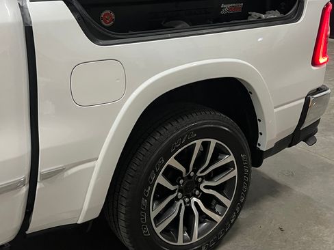 Used 2025 RAM 1500 Limited AWD/4WD image 6
