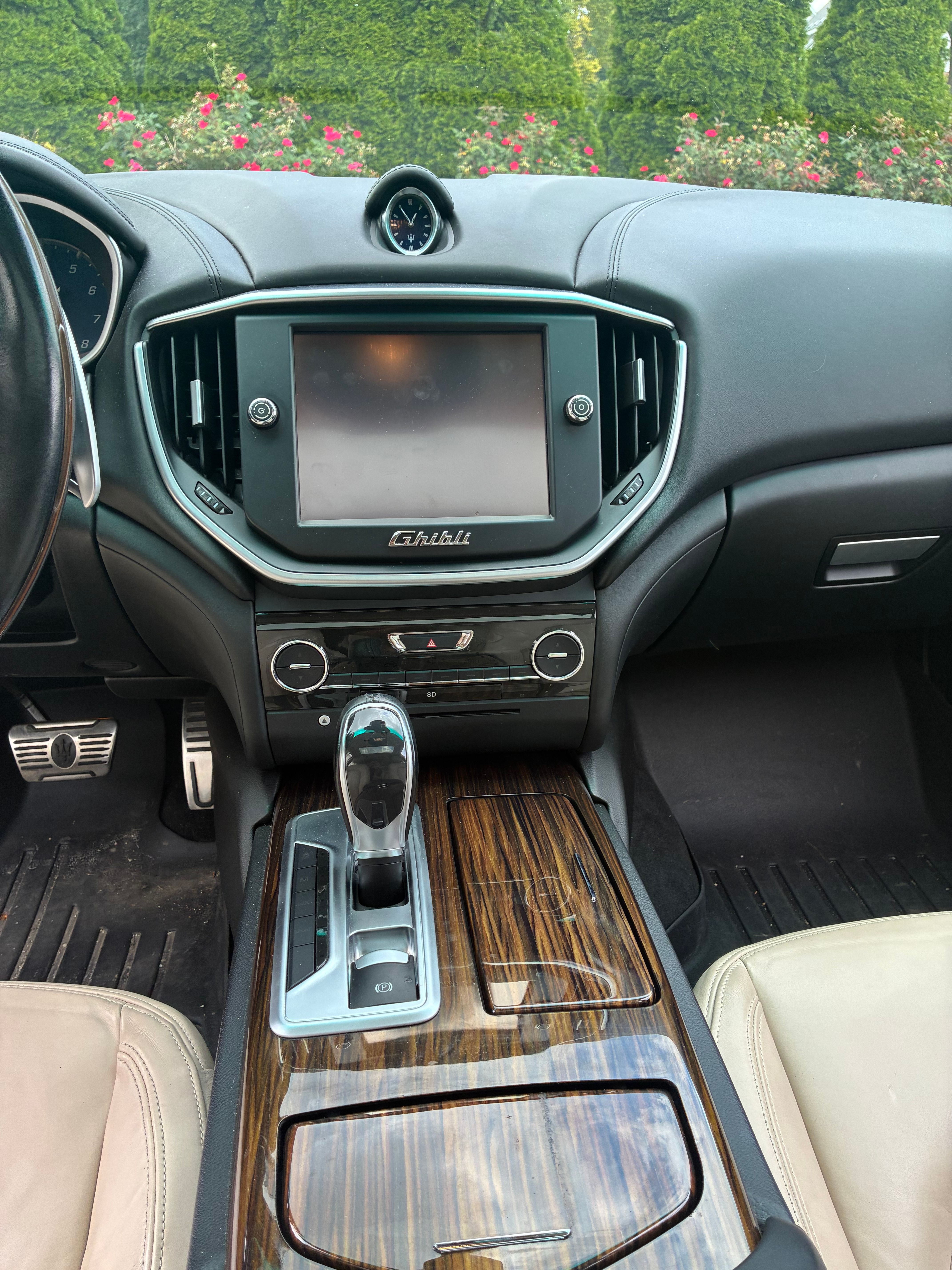 Used 2014 Maserati Ghibli S Q4 AWD/4WD image 9