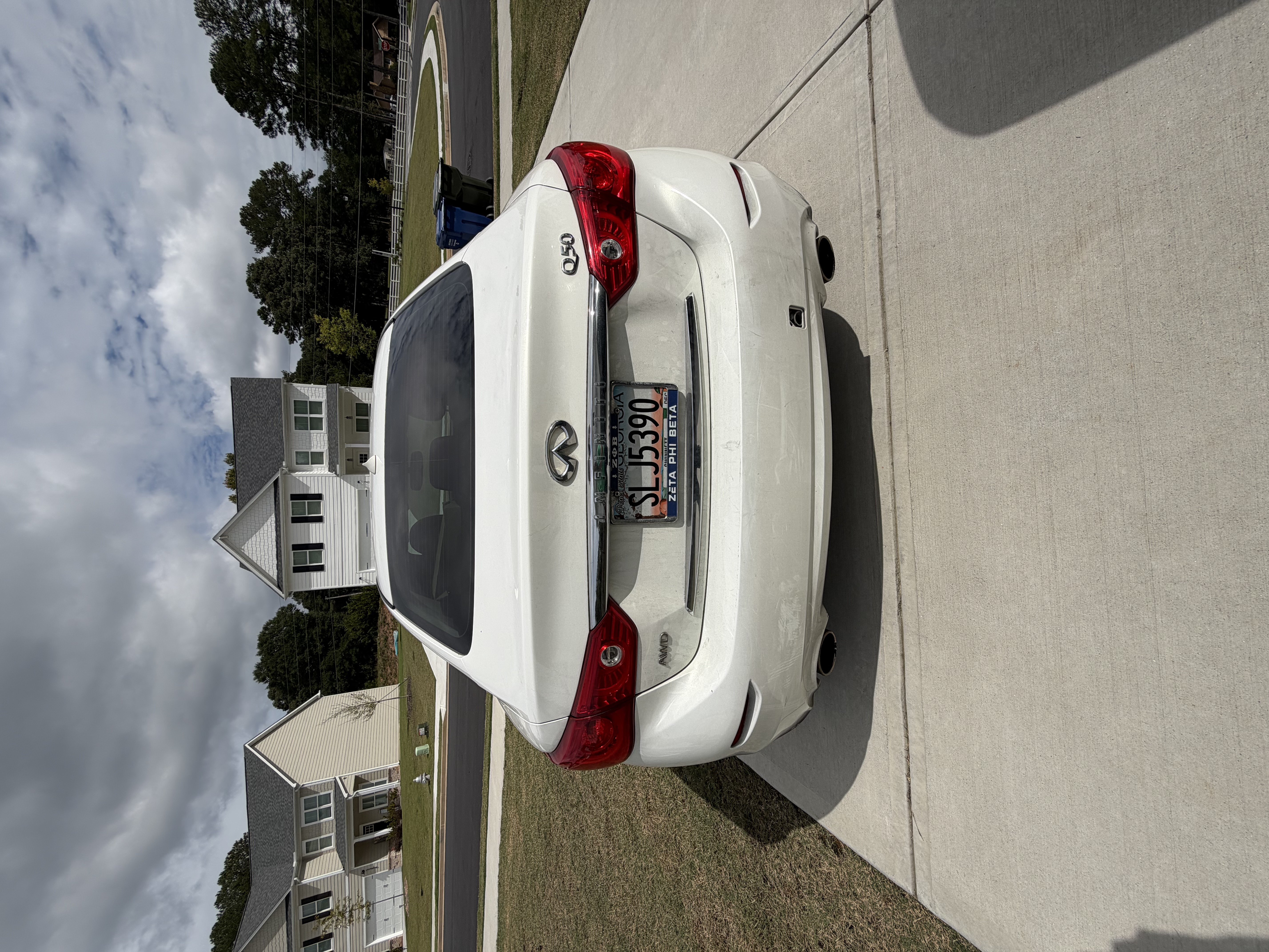 Used 2014 INFINITI Q50 Premium w/ Navigation Package AWD/4WD image 8