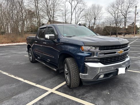 Used 2022 Chevrolet Silverado 1500 LT w/ All Star Edition Plus image 4