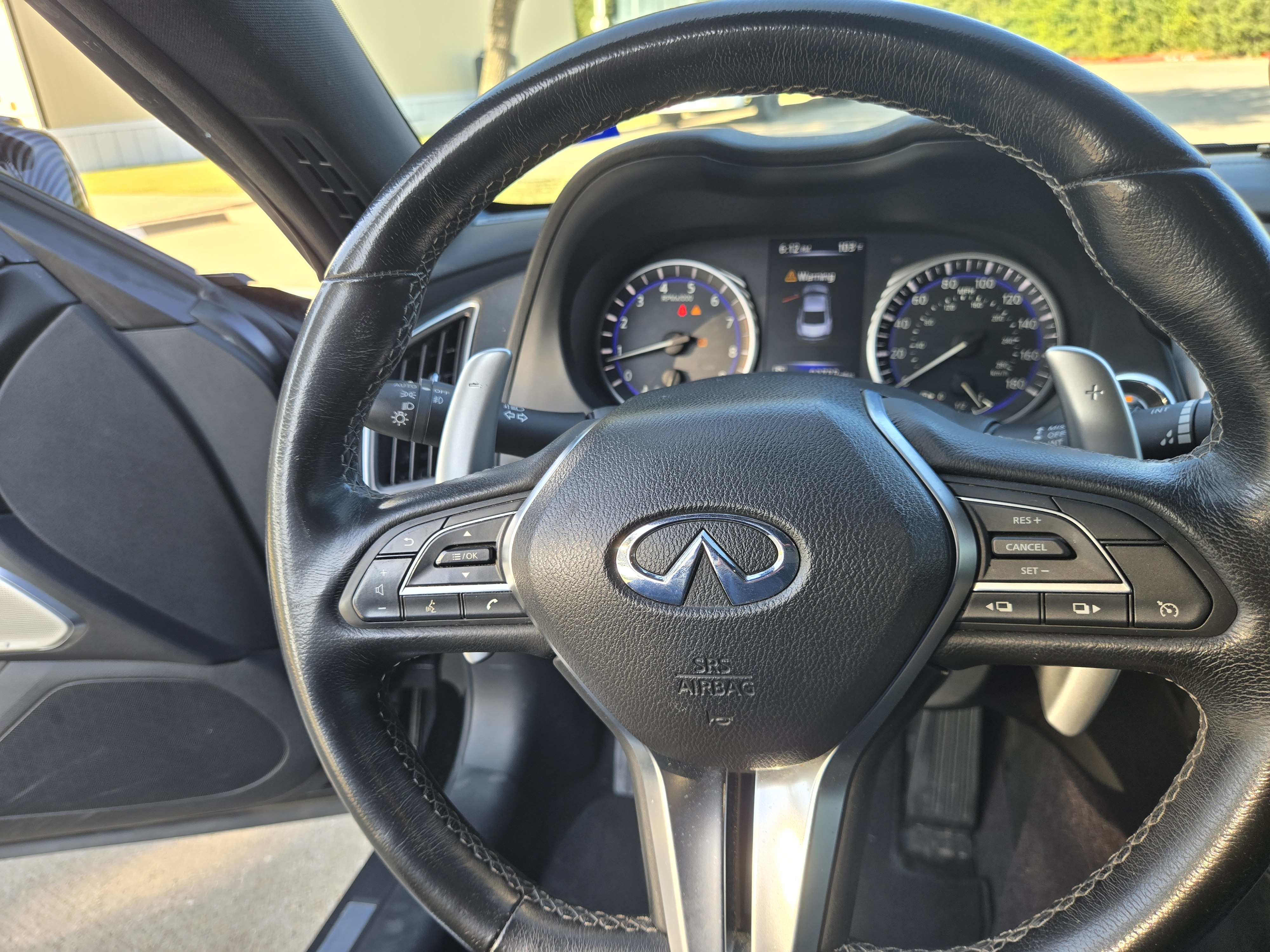 Used 2018 INFINITI Q60 3.0t Luxe w/ Sensory Package 3.0T Luxe RWD image 8