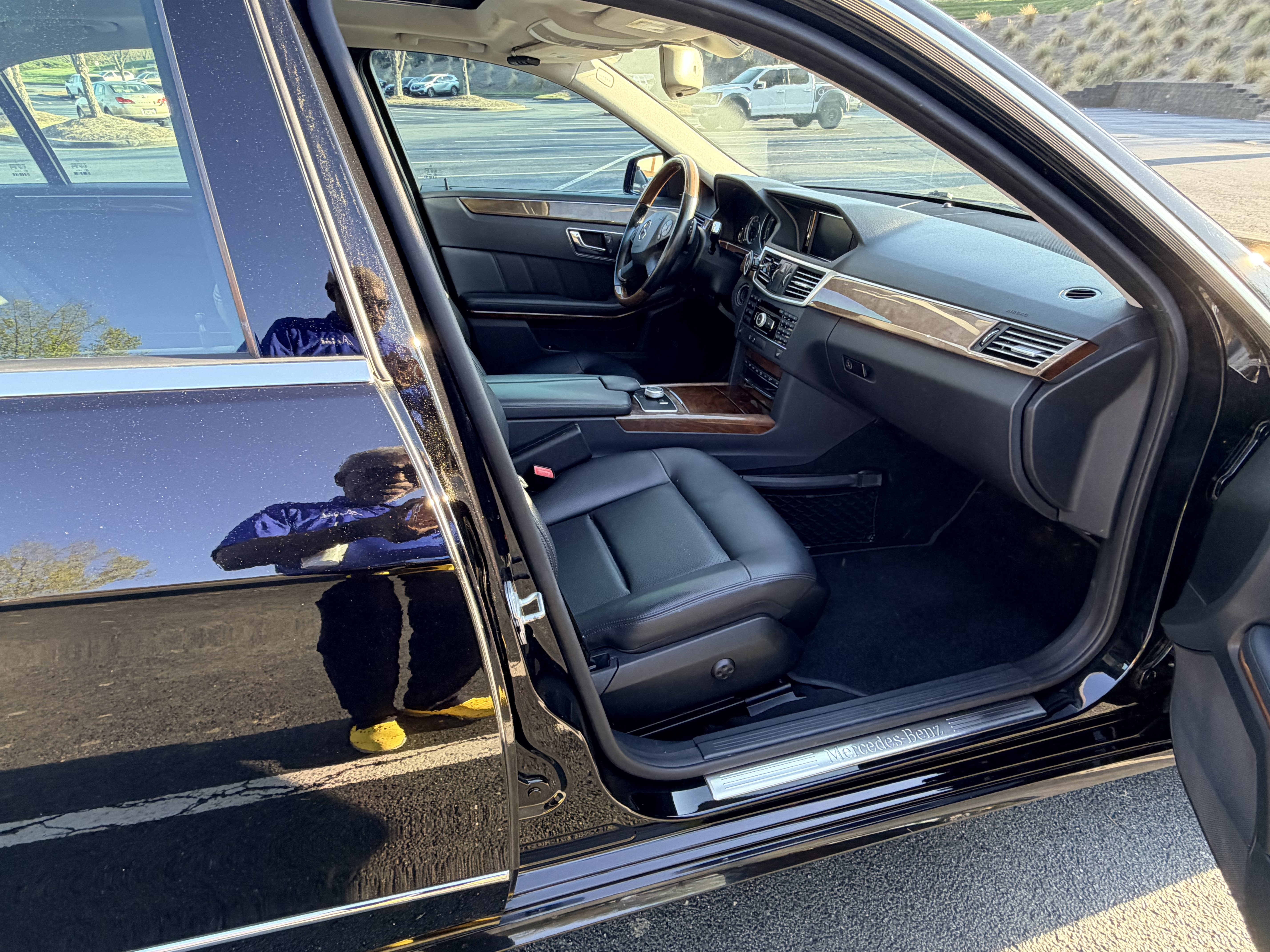 Used 2011 Mercedes-Benz E 350 BlueTEC Sedan image 7