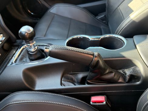 Used 2017 Ford Mustang GT Premium w/ Equipment Group 401A image 16