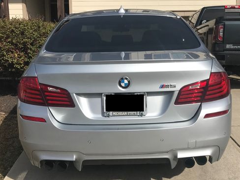 Used 2014 BMW M5 RWD image 17