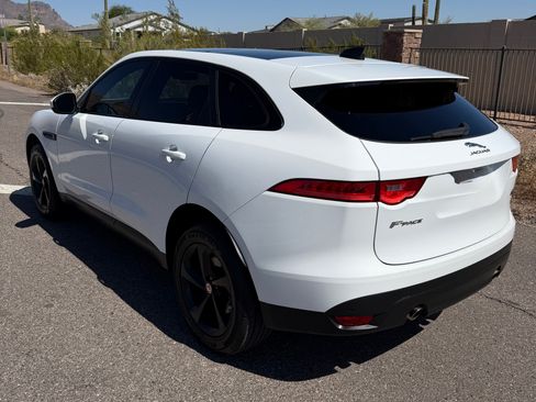Used 2020 Jaguar F-PACE Premium AWD/4WD image 4