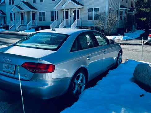 Used 2009 Audi A4 2.0T Prestige image 9