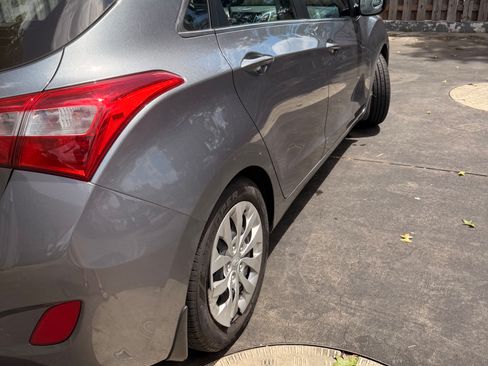 Used 2016 Hyundai Elantra GT FWD image 4
