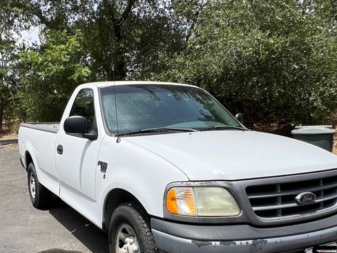 Used 2002 Ford F150 2WD Regular Cab image 4