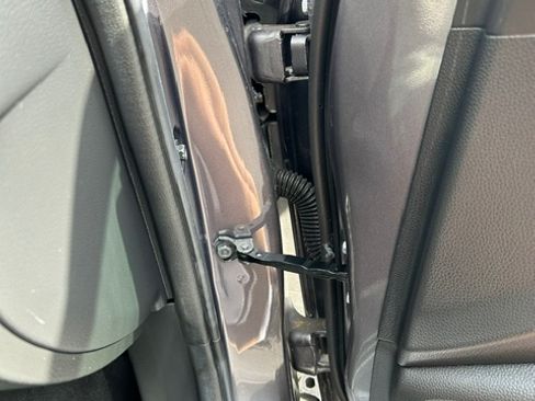 Used 2022 Honda Accord Touring image 12