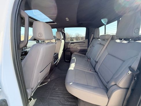 Used 2023 GMC Sierra 1500 SLT w/ SLT Premium Plus Package image 12