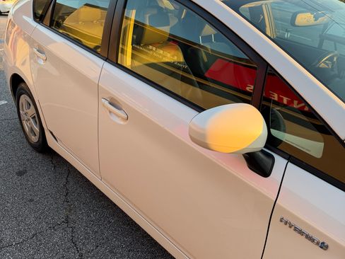 Used 2010 Toyota Prius Three image 14