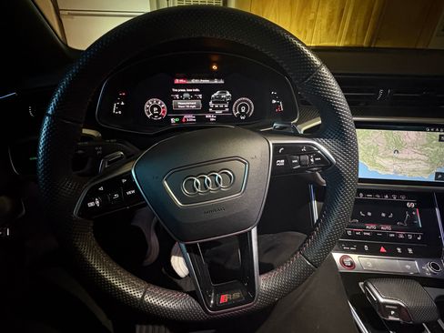 Used 2021 Audi RS 7 Sportback w/ Black Optic Package image 22