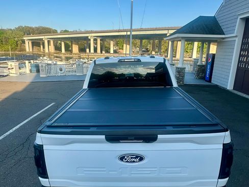 Used 2024 Ford F150 XLT AWD/4WD image 4