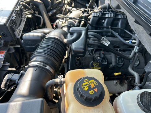 Used 2012 Ford F150 XLT w/ XLT Convenience Pkg image 29