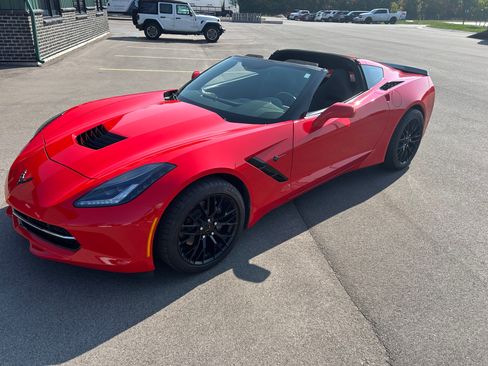 Used 2017 Chevrolet Corvette Stingray Coupe w/ Battery Protection Package RWD image 2