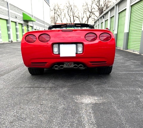 Used 1998 Chevrolet Corvette Convertible w/ Memory Pkg RWD image 9