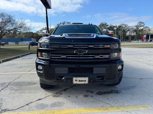 Used 2018 Chevrolet Silverado 2500 LTZ w/ Duramax Plus Package image 4
