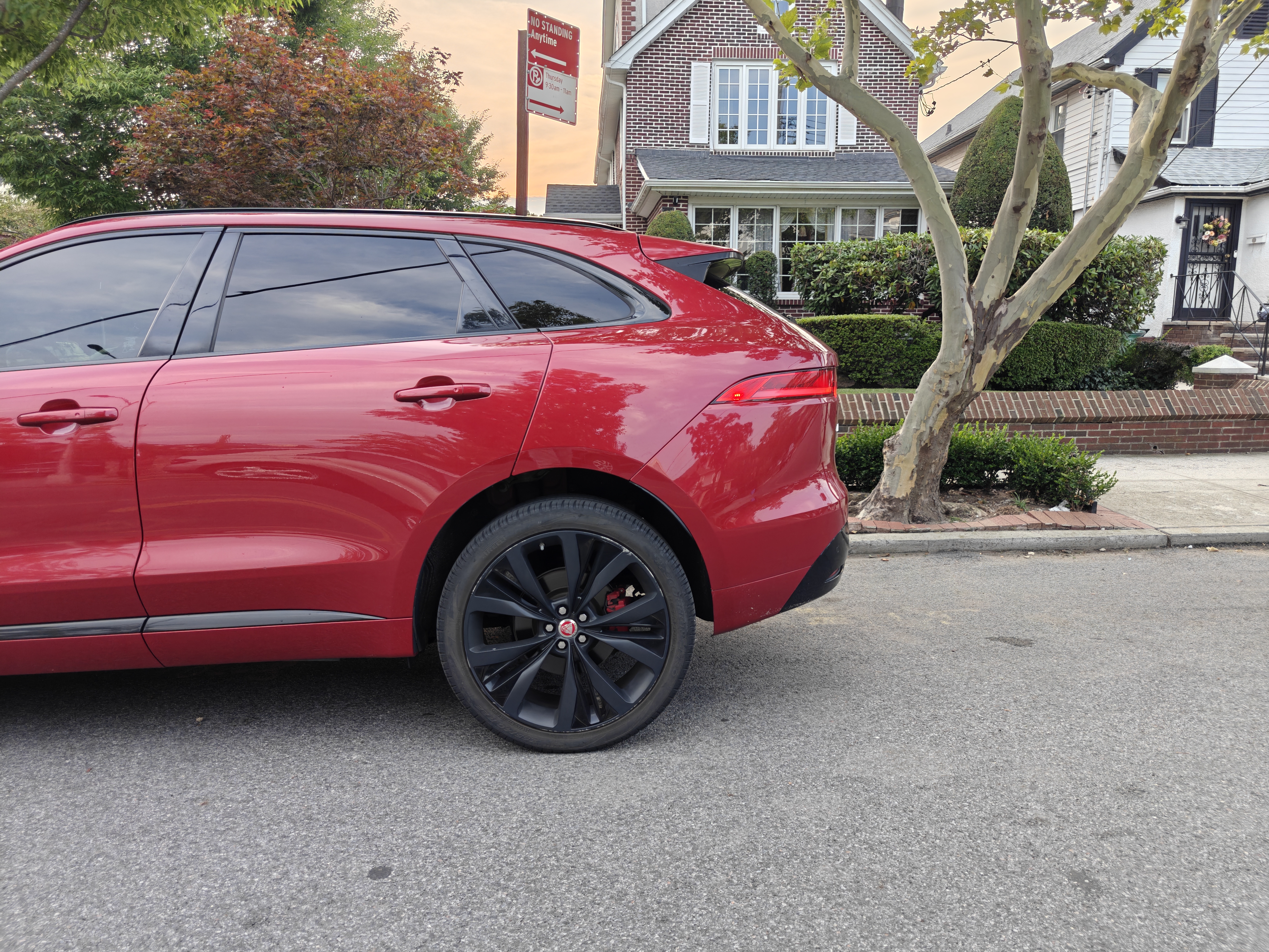 Used 2019 Jaguar F-PACE S AWD/4WD image 22