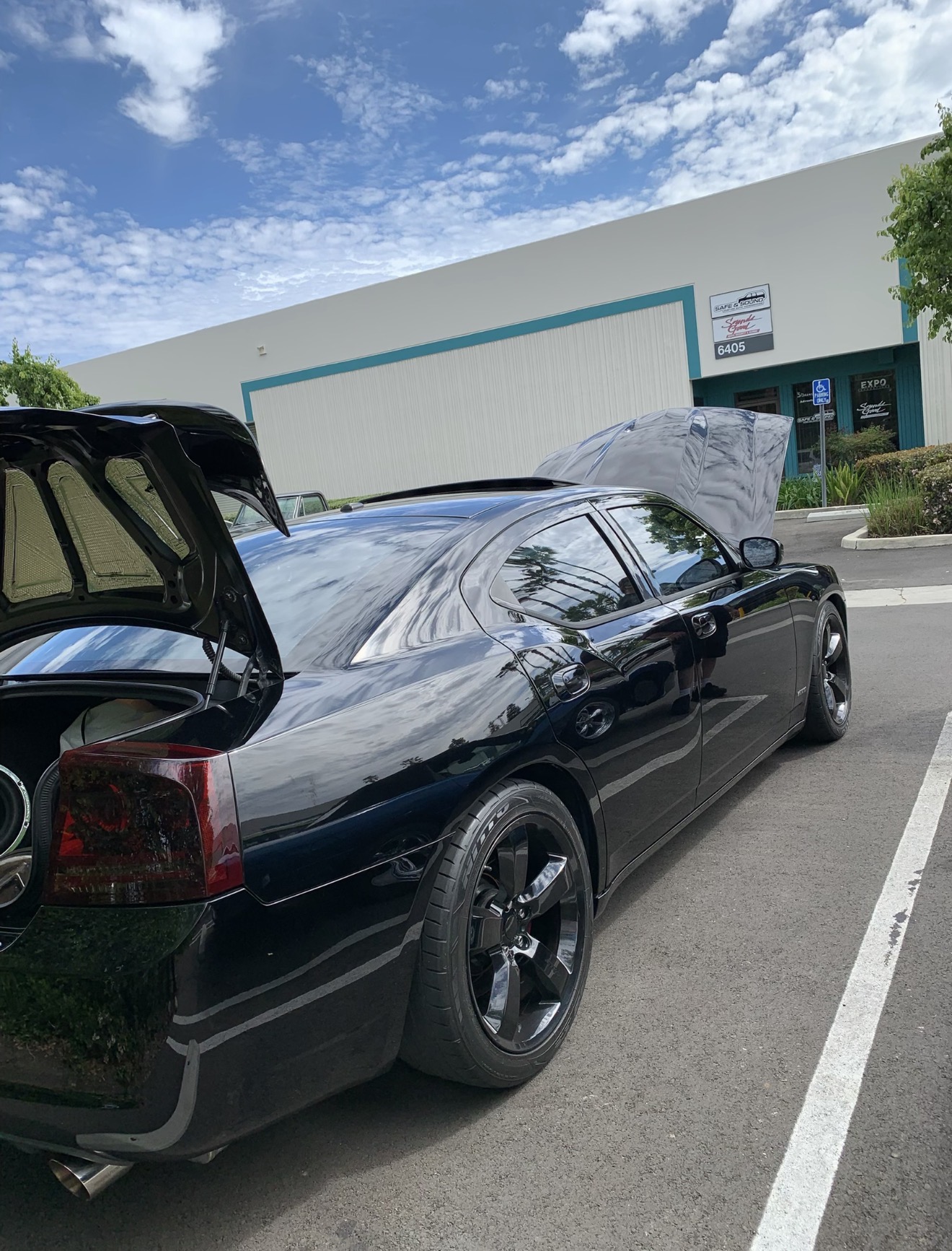 Used 2006 Dodge Charger SRT8 w/ SRT Option Group III RWD image 6