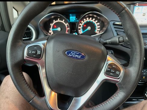 Used 2019 Ford Fiesta ST-Line image 11